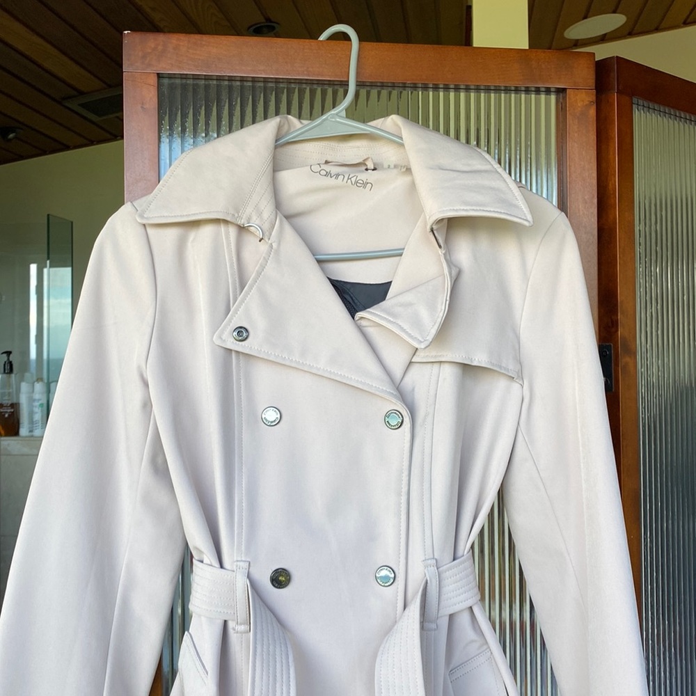 Size S Calvin Klein coat. Needs to be dry cleaned—originally $200